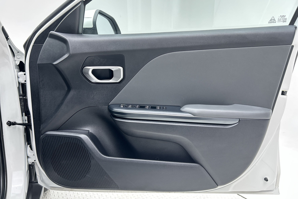 2025 Kia K4 S CL4m thumb-18