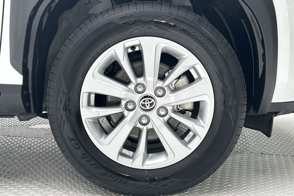 2025 Toyota Yaris Cross GX MXPJ10R thumb-9