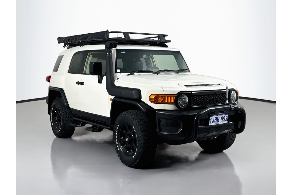 2012 Toyota FJ Cruiser GSJ15R