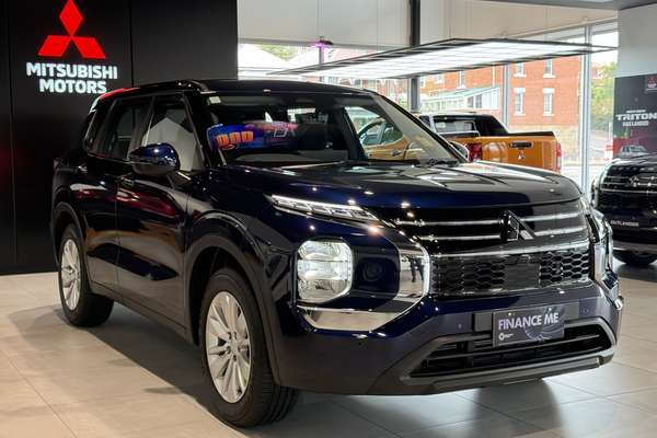 2026 Mitsubishi Outlander ES ZM