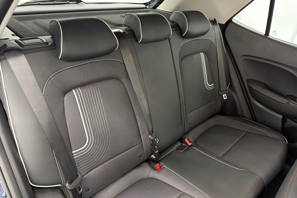 2025 Hyundai Venue Elite QX.V5