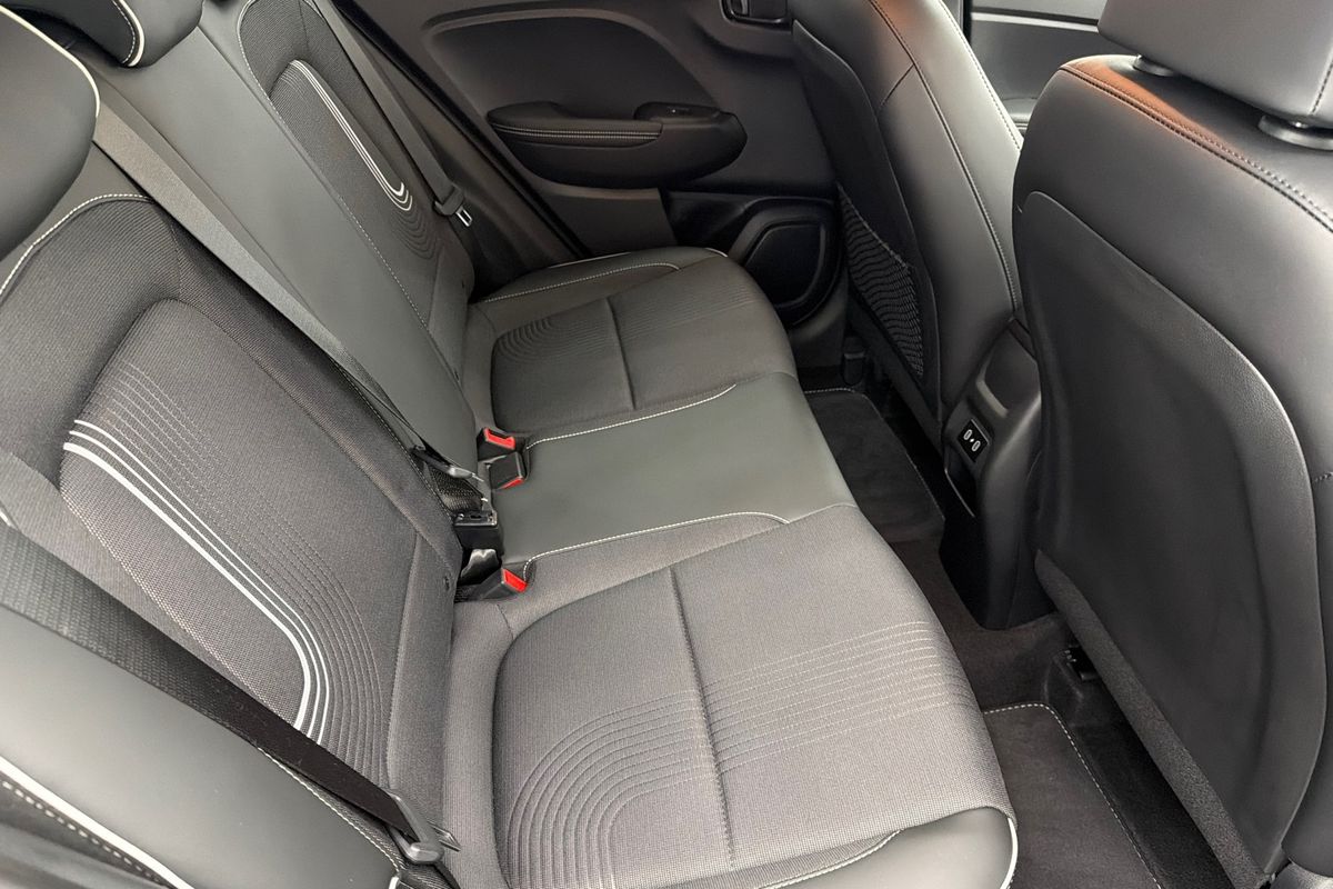 2025 Hyundai Venue Elite QX.V5