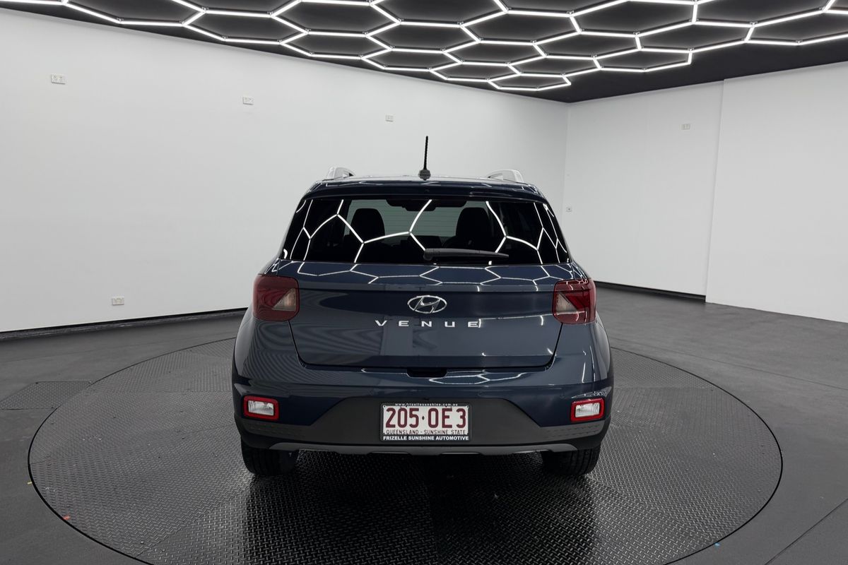 2025 Hyundai Venue Elite QX.V5