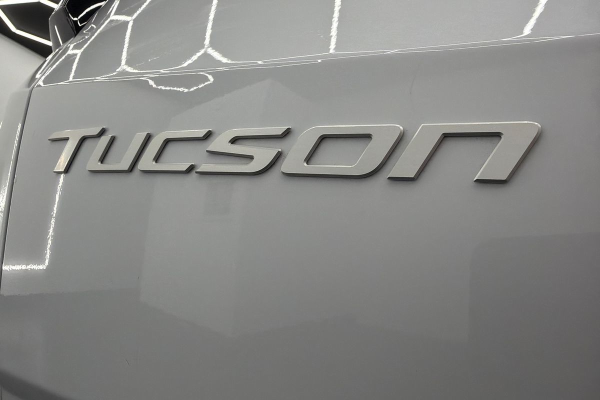 2025 Hyundai Tucson Hybrid Elite N Line NX4.V3
