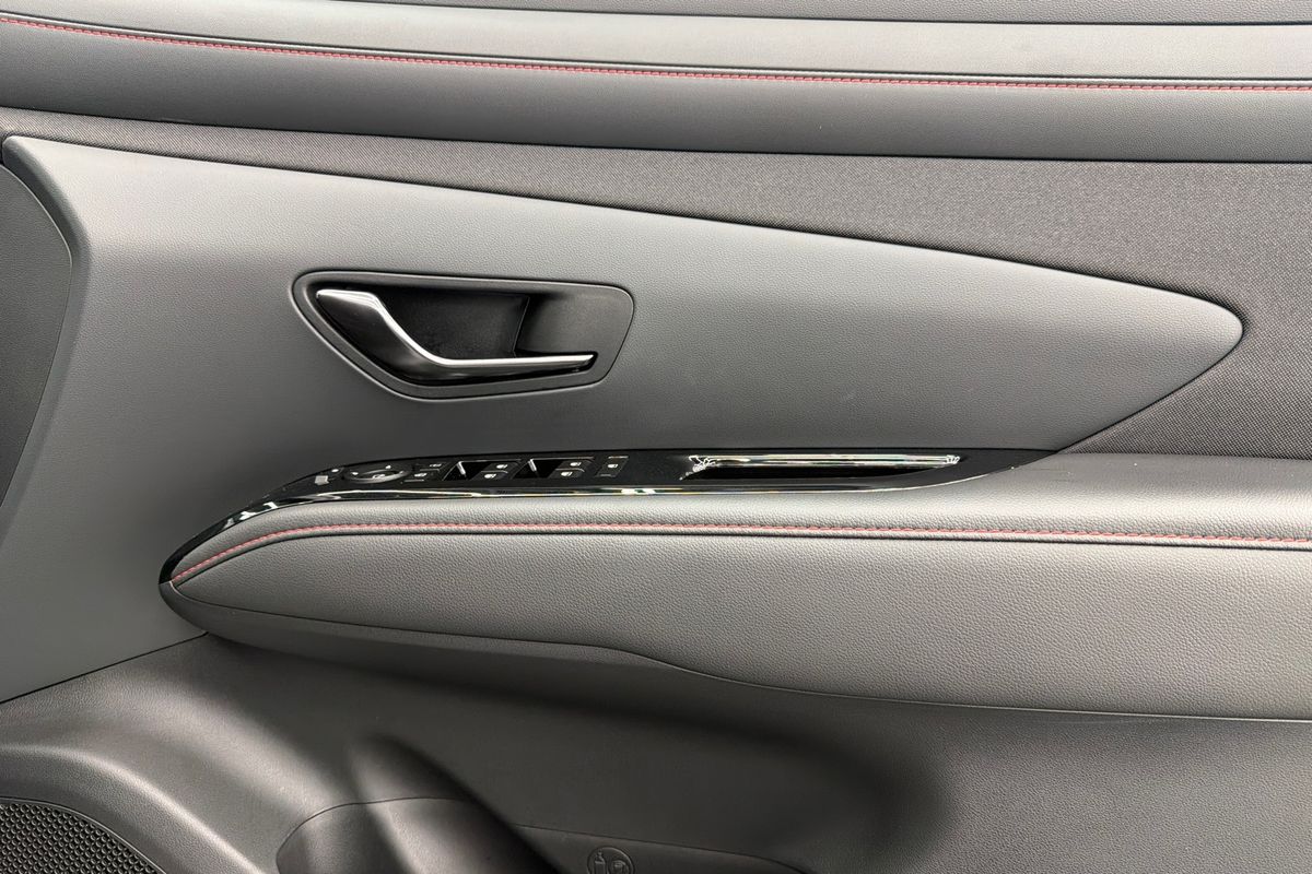 2025 Hyundai Tucson Hybrid Elite N Line NX4.V3