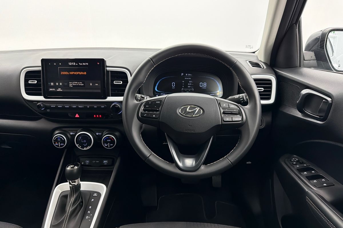2025 Hyundai Venue Elite QX.V5