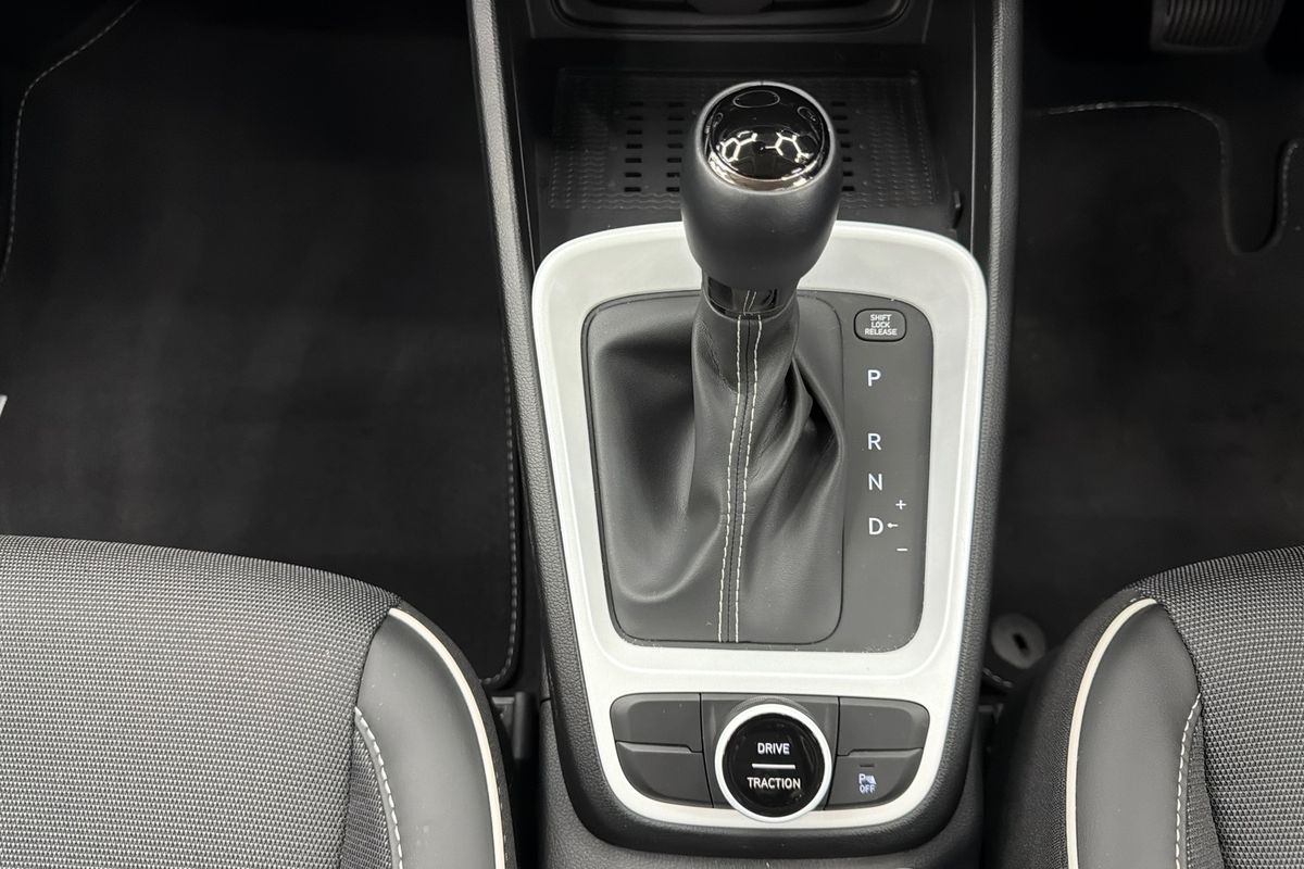 2025 Hyundai Venue Elite QX.V5