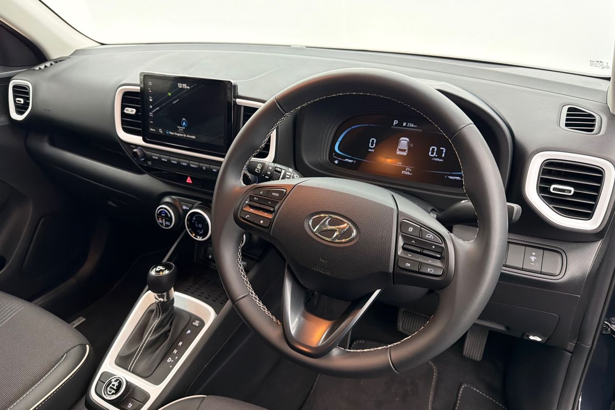 2025 Hyundai Venue Elite QX.V5