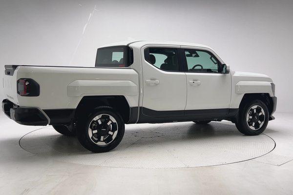 2025 Kia Tasman SX+ TK 4X4 thumb-2