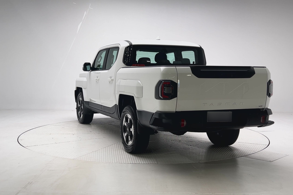2025 Kia Tasman SX+ TK 4X4 thumb-1