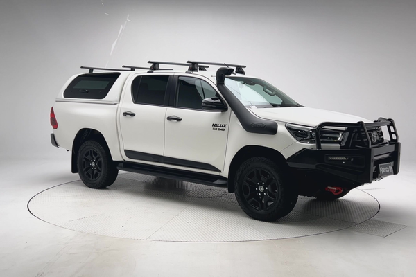 2021 Toyota Hilux SR5 GUN126R 4X4 thumb-1