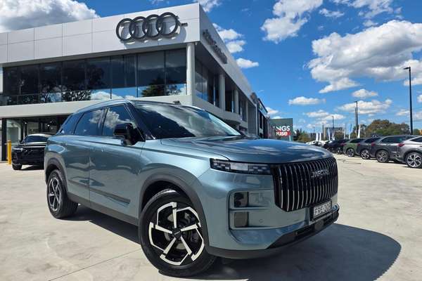 2025 OMODA JAECOO J7 Track