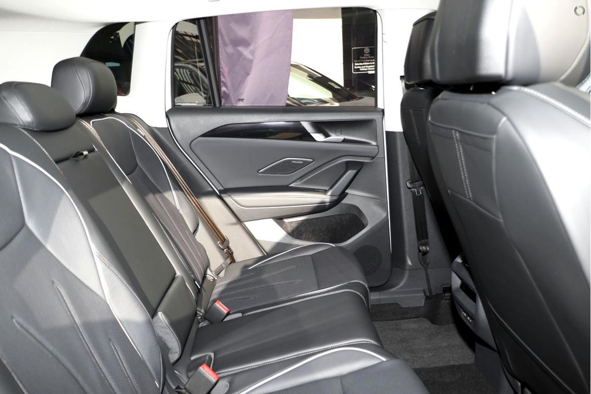2026 Volkswagen Tiguan 150TSI eHybrid Elegance CT