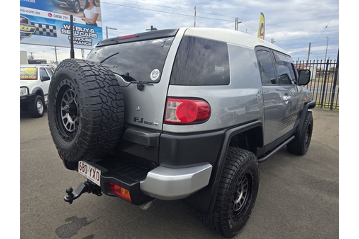 2012 Toyota FJ Cruiser GSJ15R