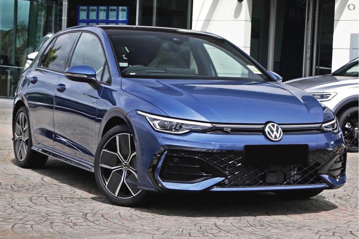 2026 Volkswagen Golf 110TSI R-Line 8.5