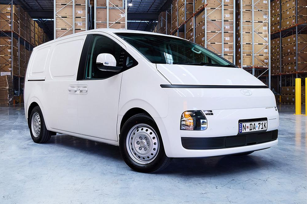 2026 Hyundai STARIA LOAD Electric US4.V4