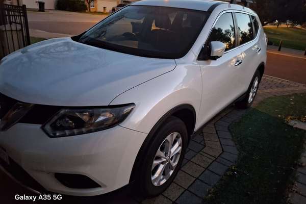 2014 Nissan X-TRAIL ST T32