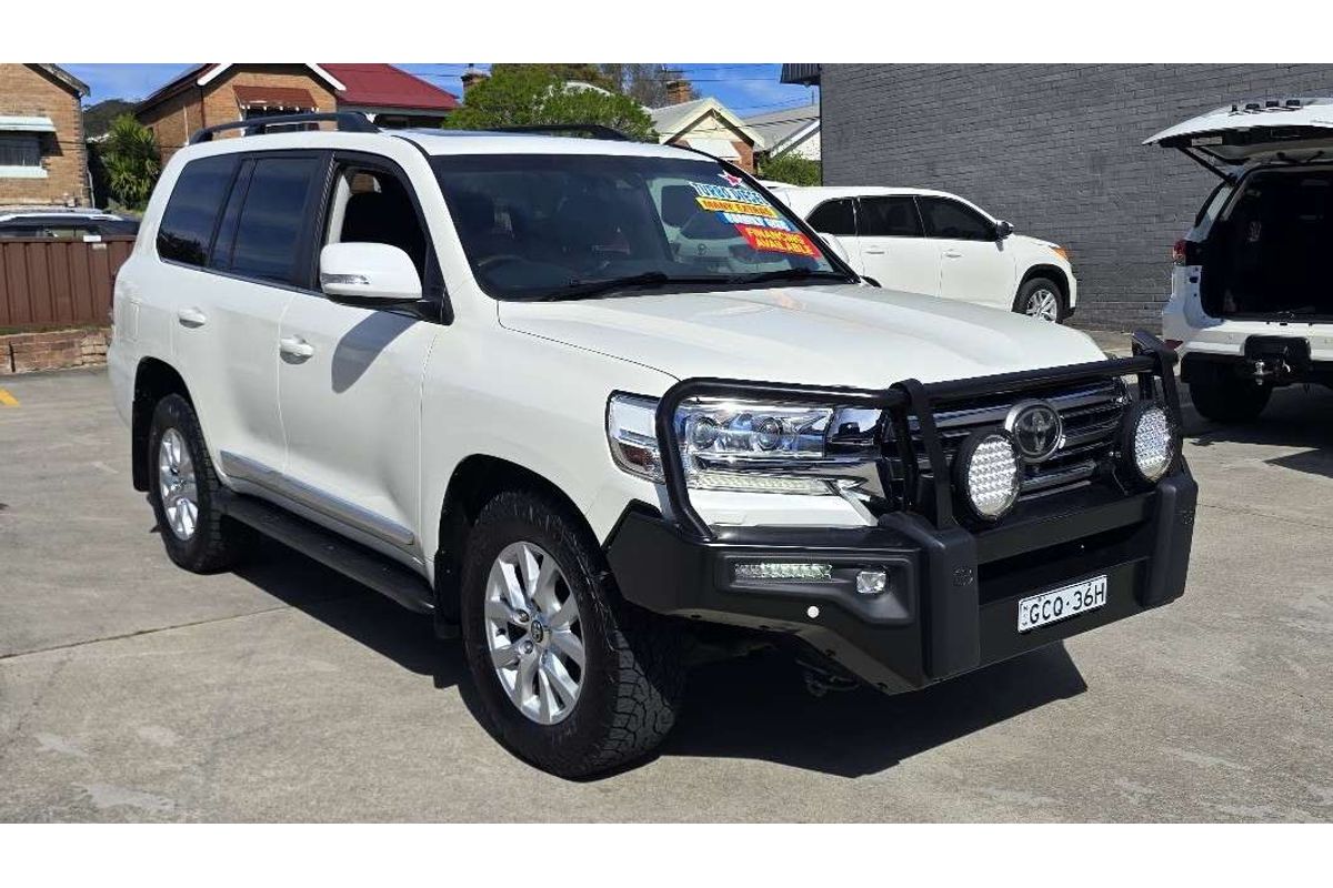 2018 Toyota Landcruiser Sahara VDJ200R