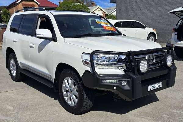 2018 Toyota Landcruiser Sahara VDJ200R