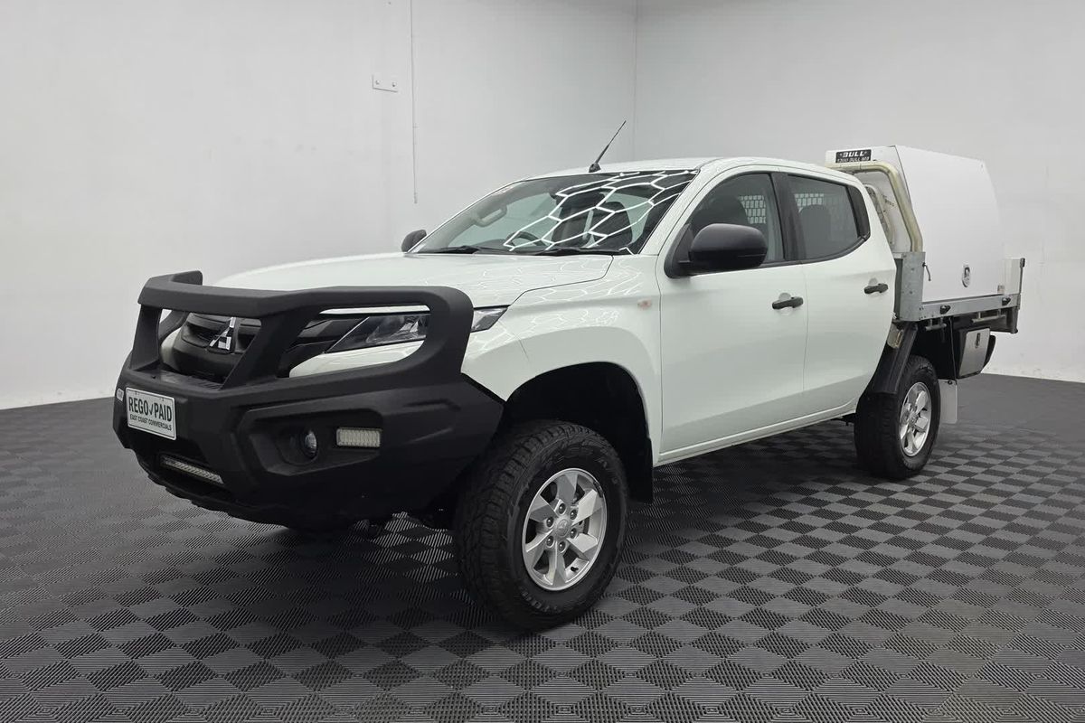 2021 Mitsubishi Triton GLX MR 4X4 image 10