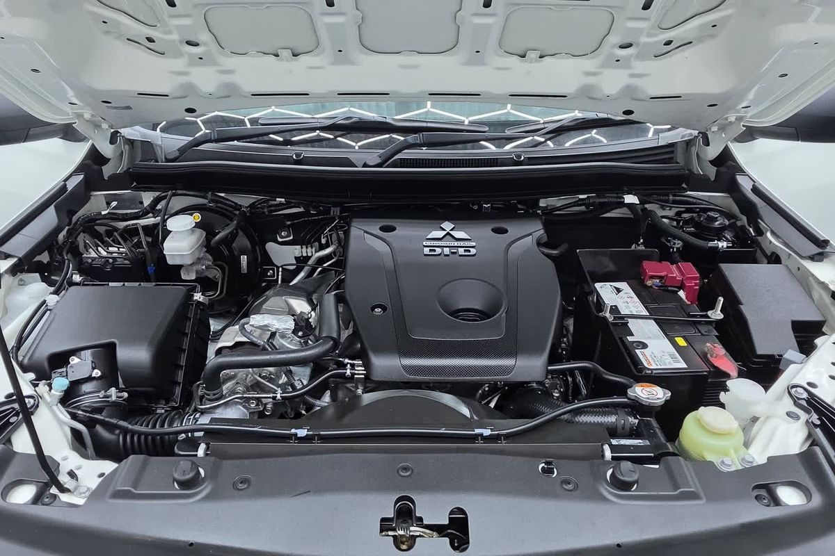 2021 Mitsubishi Triton GLX MR 4X4 image 19