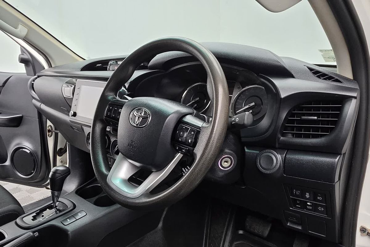 2022 Toyota Hilux SR GUN126R 4X4