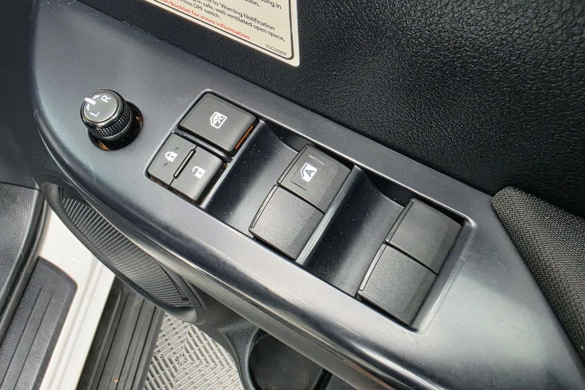 2022 Toyota Hilux SR GUN126R 4X4