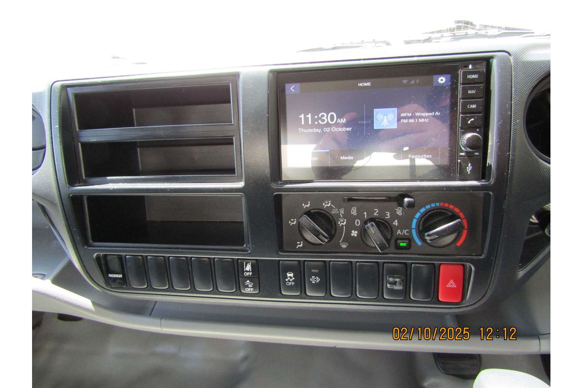 2022 Hino 300 Series 616 image 2