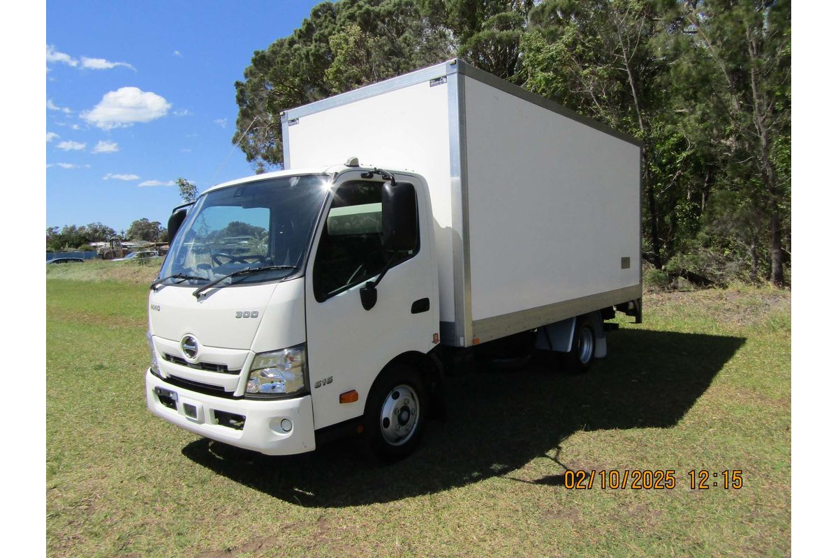 2022 Hino 300 Series 616