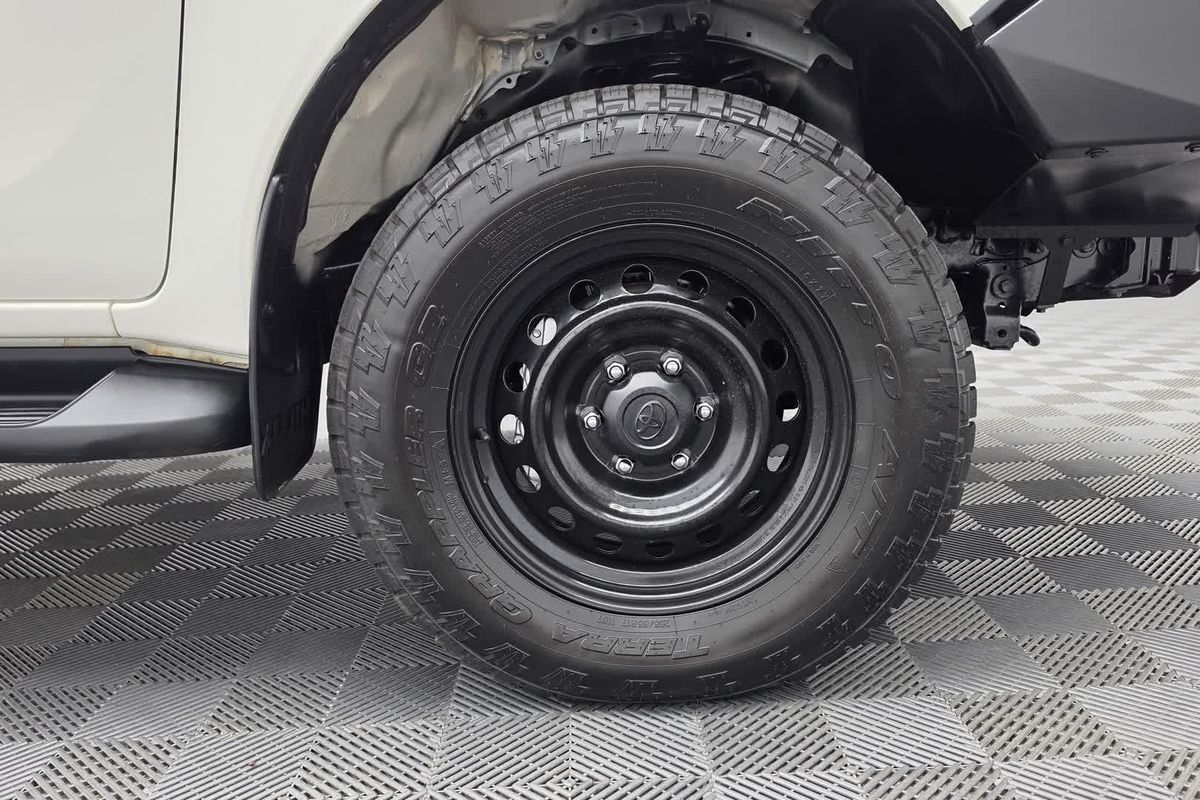2022 Toyota Hilux SR GUN126R 4X4
