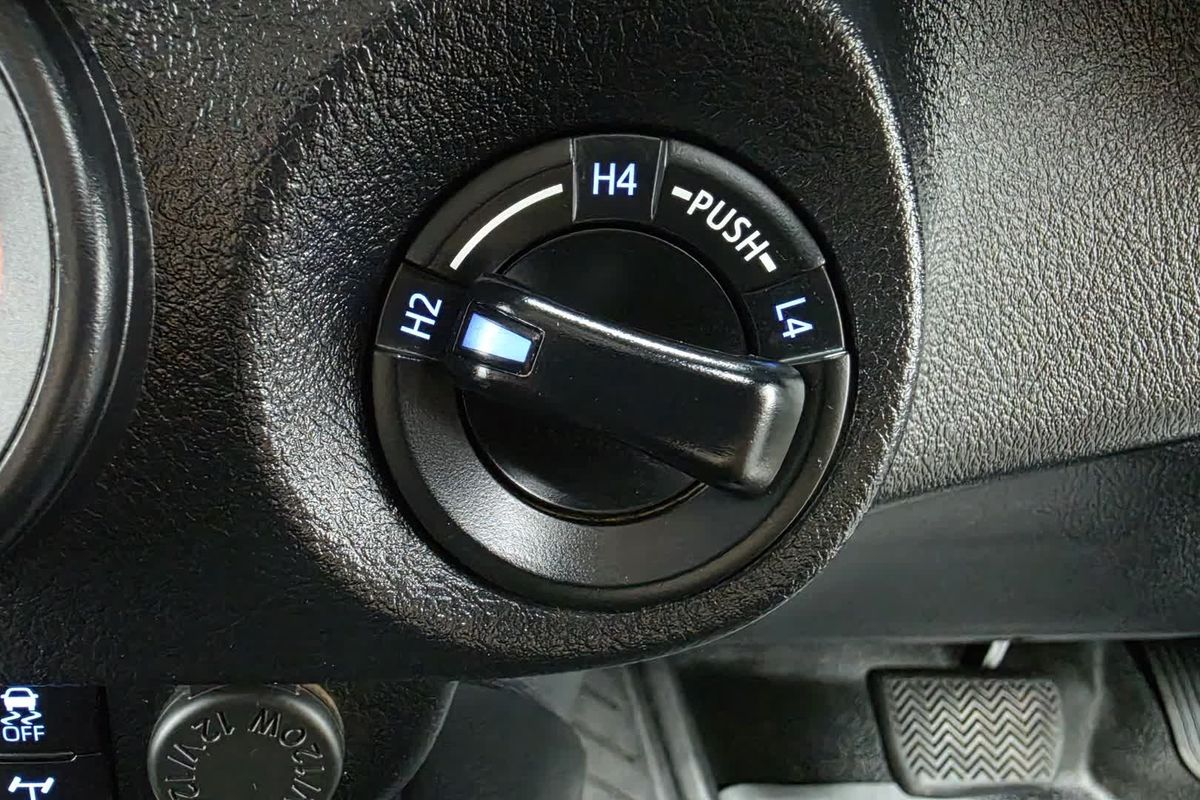 2022 Toyota Hilux SR GUN126R 4X4