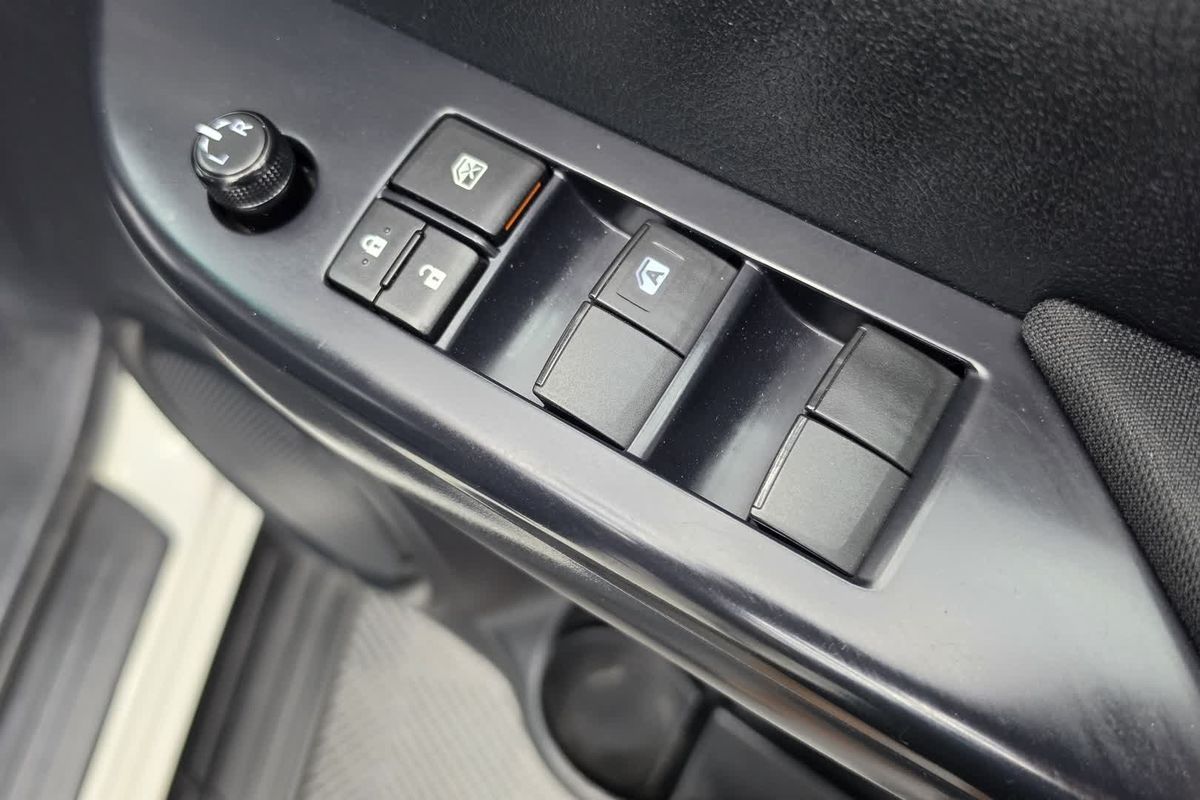 2022 Toyota Hilux SR GUN126R 4X4