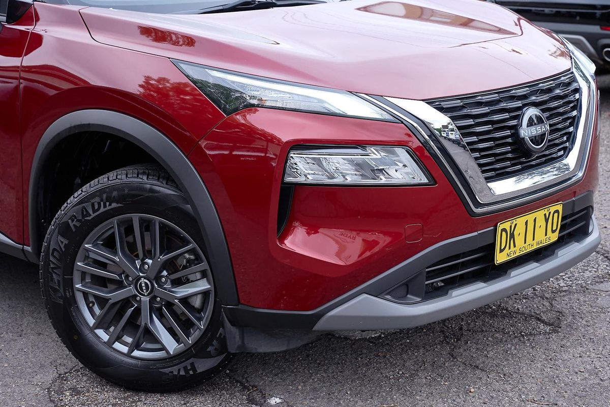 2024 Nissan X-TRAIL ST T33