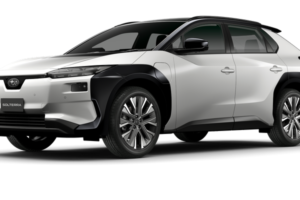 2026 Subaru Solterra AWD Touring E1-1