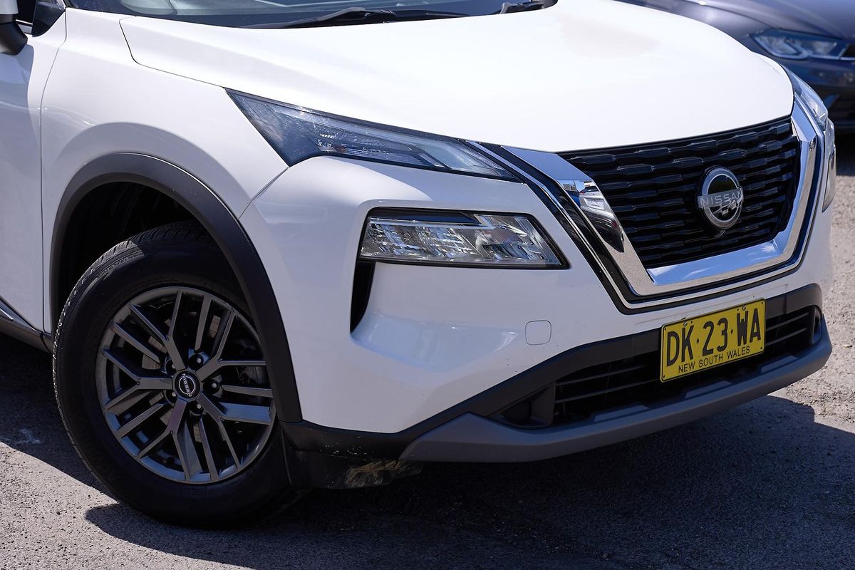 2024 Nissan X-TRAIL ST T33