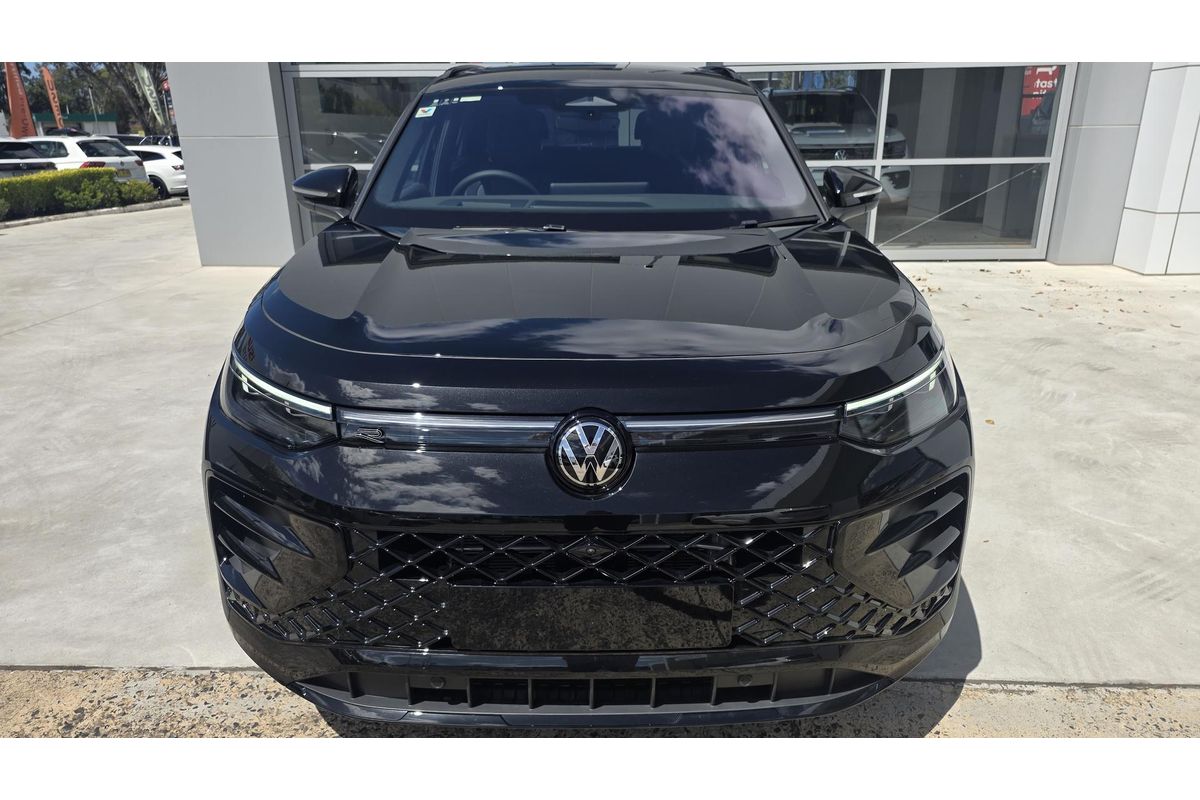 2026 Volkswagen Tayron 200TSI eHybrid R-Line R4