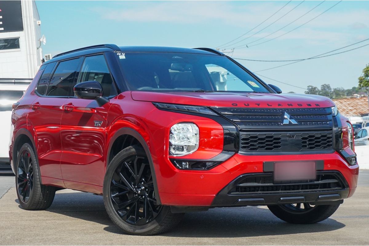 2024 Mitsubishi Outlander PHEV GSR ZM