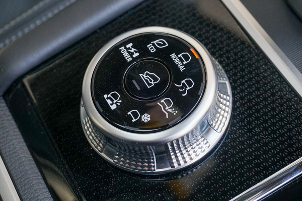 2025 Mitsubishi Outlander PHEV GSR ZM thumb-13