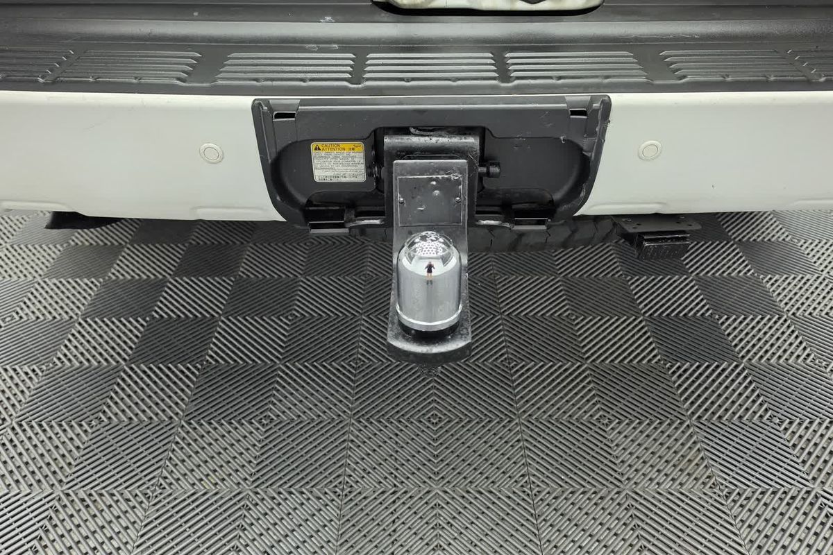 2017 Toyota Landcruiser GX VDJ200R image 23