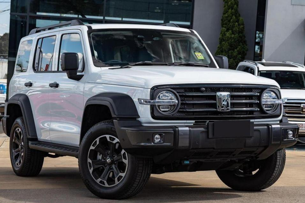 2026 GWM Tank 300 Ultra Hi4-T PHEV P01