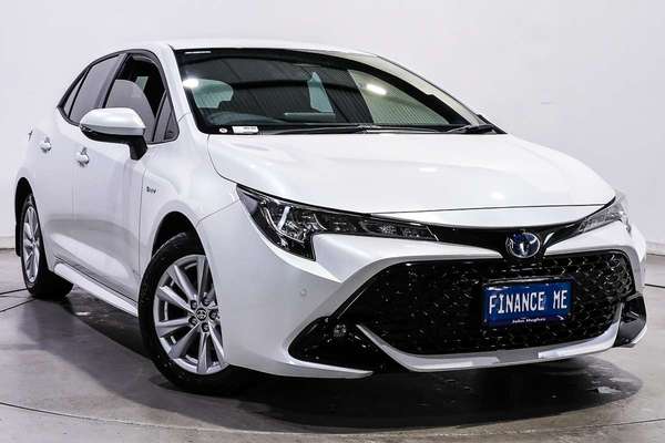 2025 Toyota Corolla SX Hybrid ZWE219R