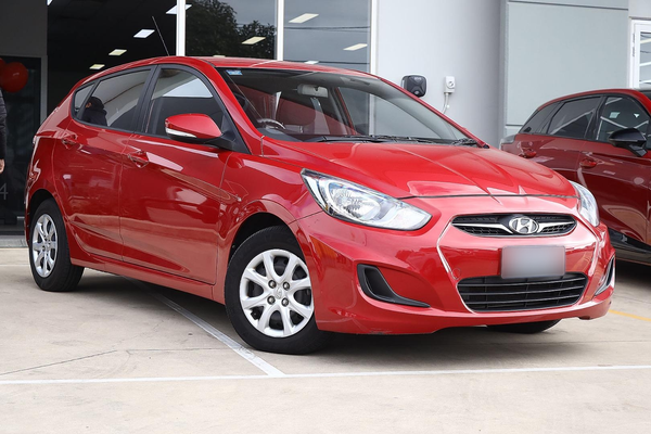 2014 Hyundai Accent Active RB2