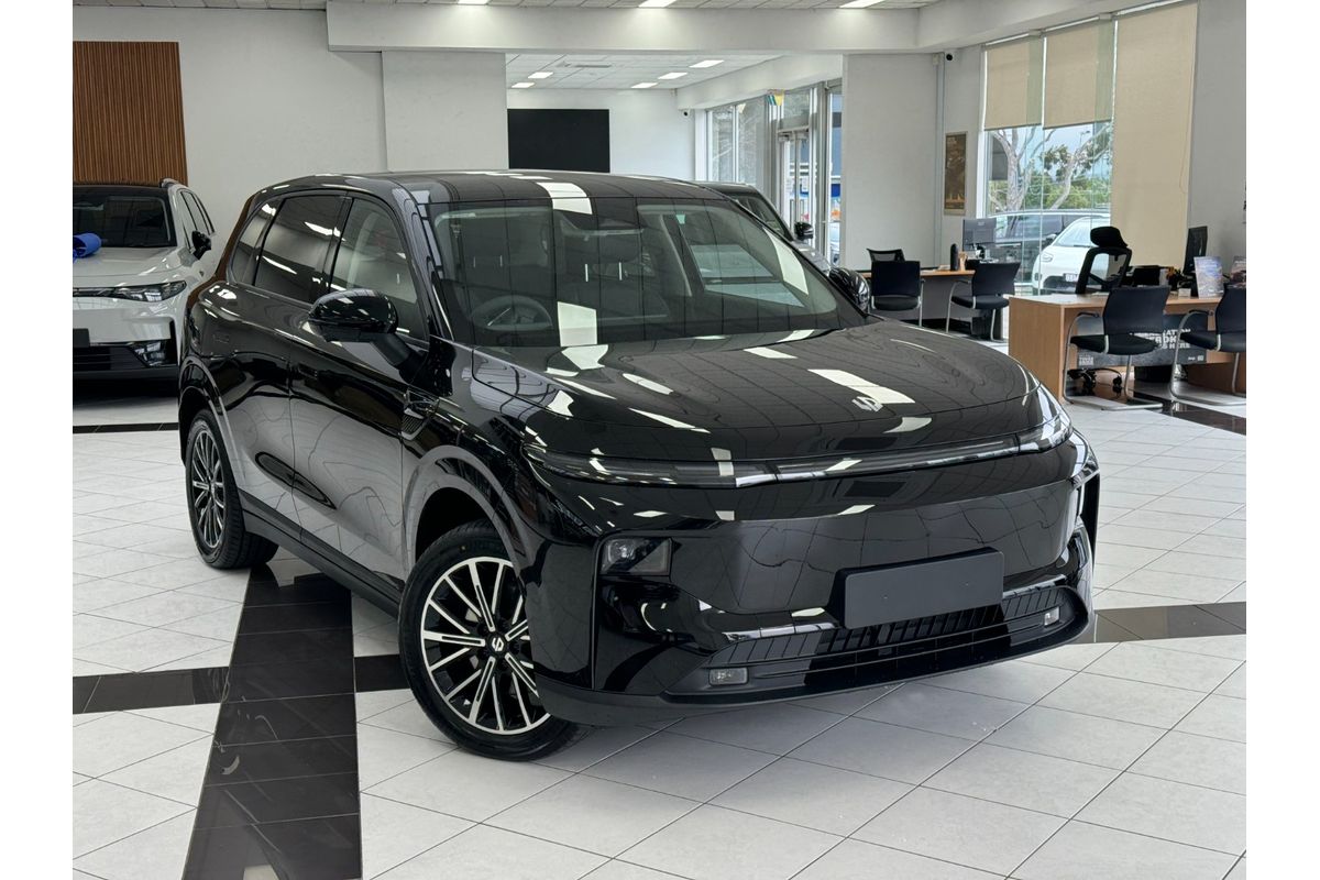 2026 Leapmotor B10 Design LR A12