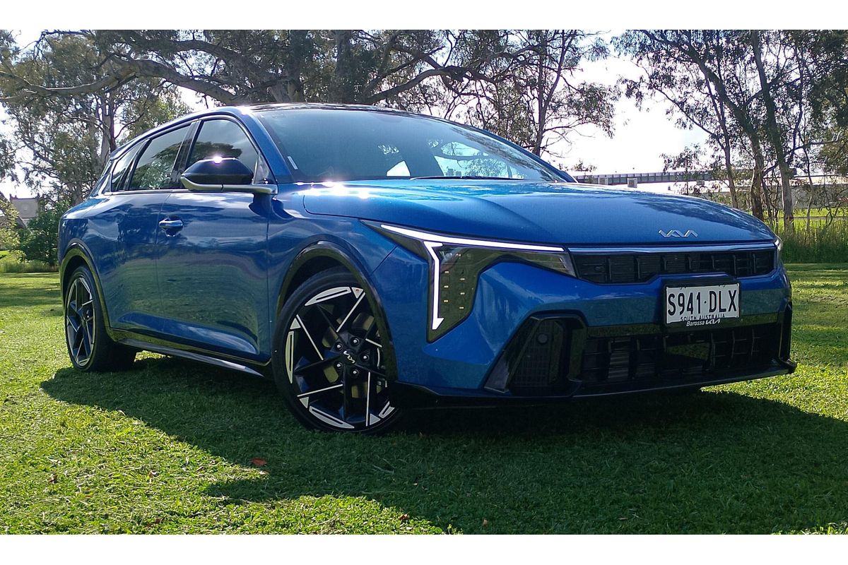 2026 Kia K4 GT-Line CL4m