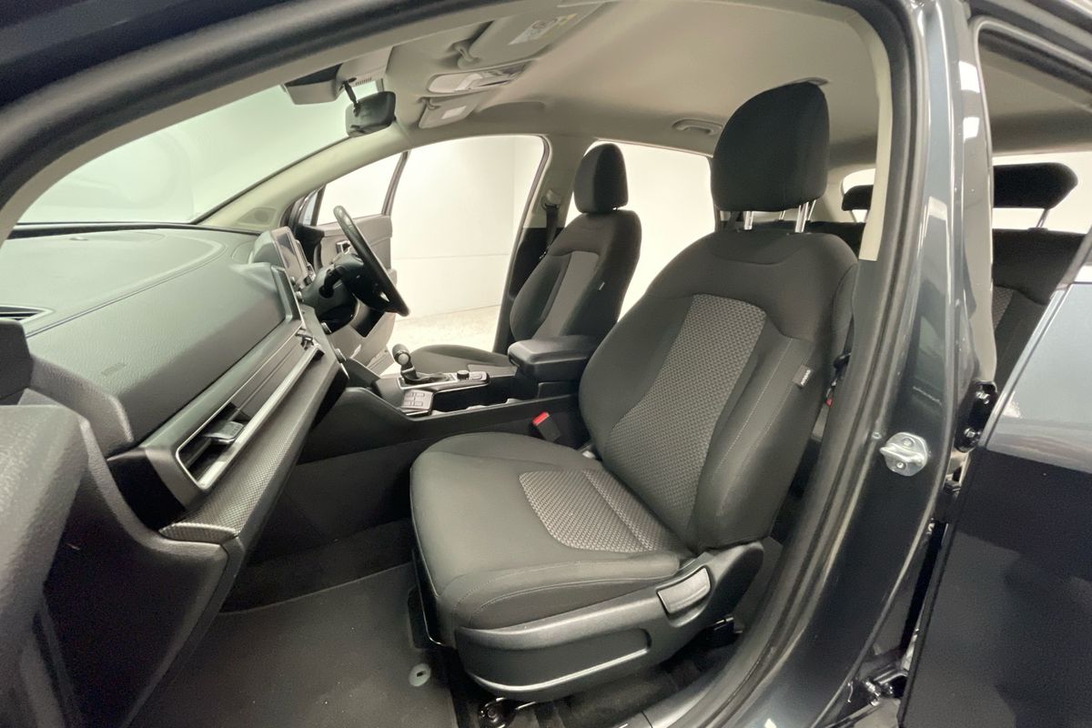 2022 Kia Sportage S NQ5
