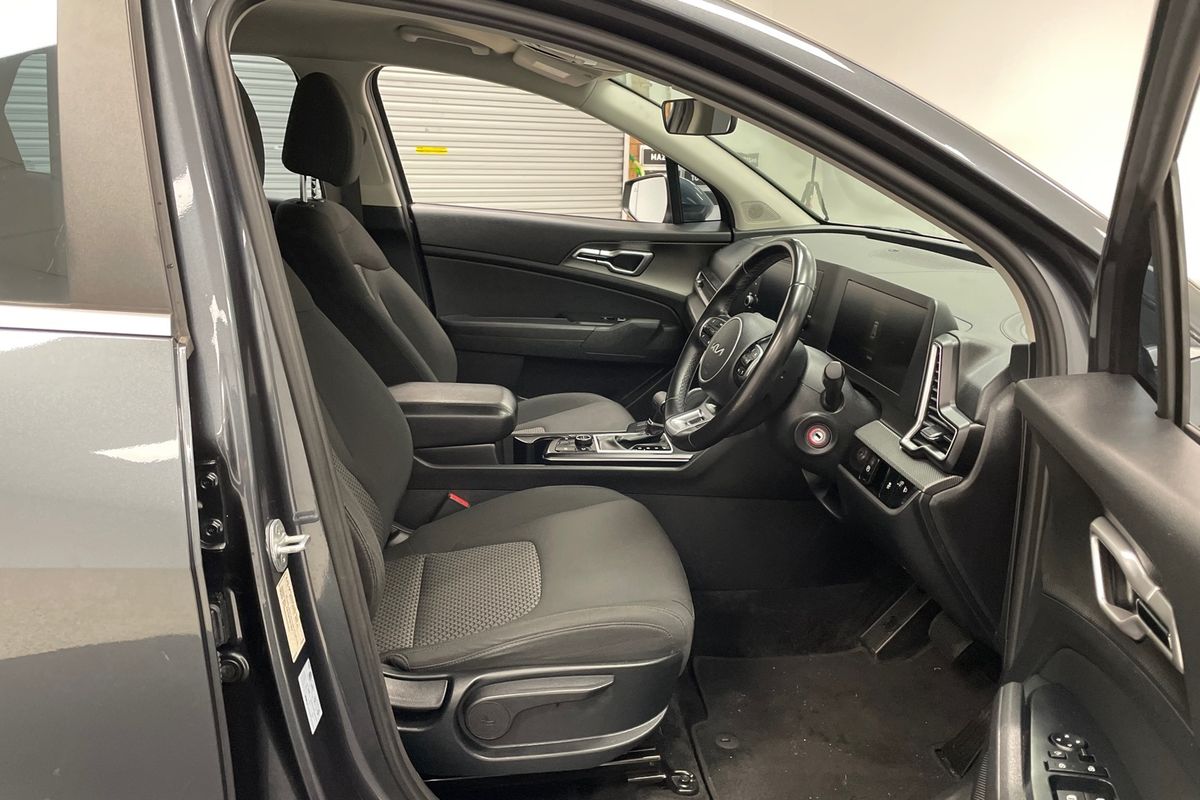 2022 Kia Sportage S NQ5