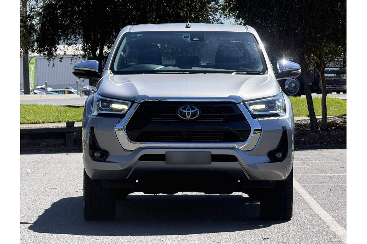 2020 Toyota Hilux SR5 GUN126R 4X4
