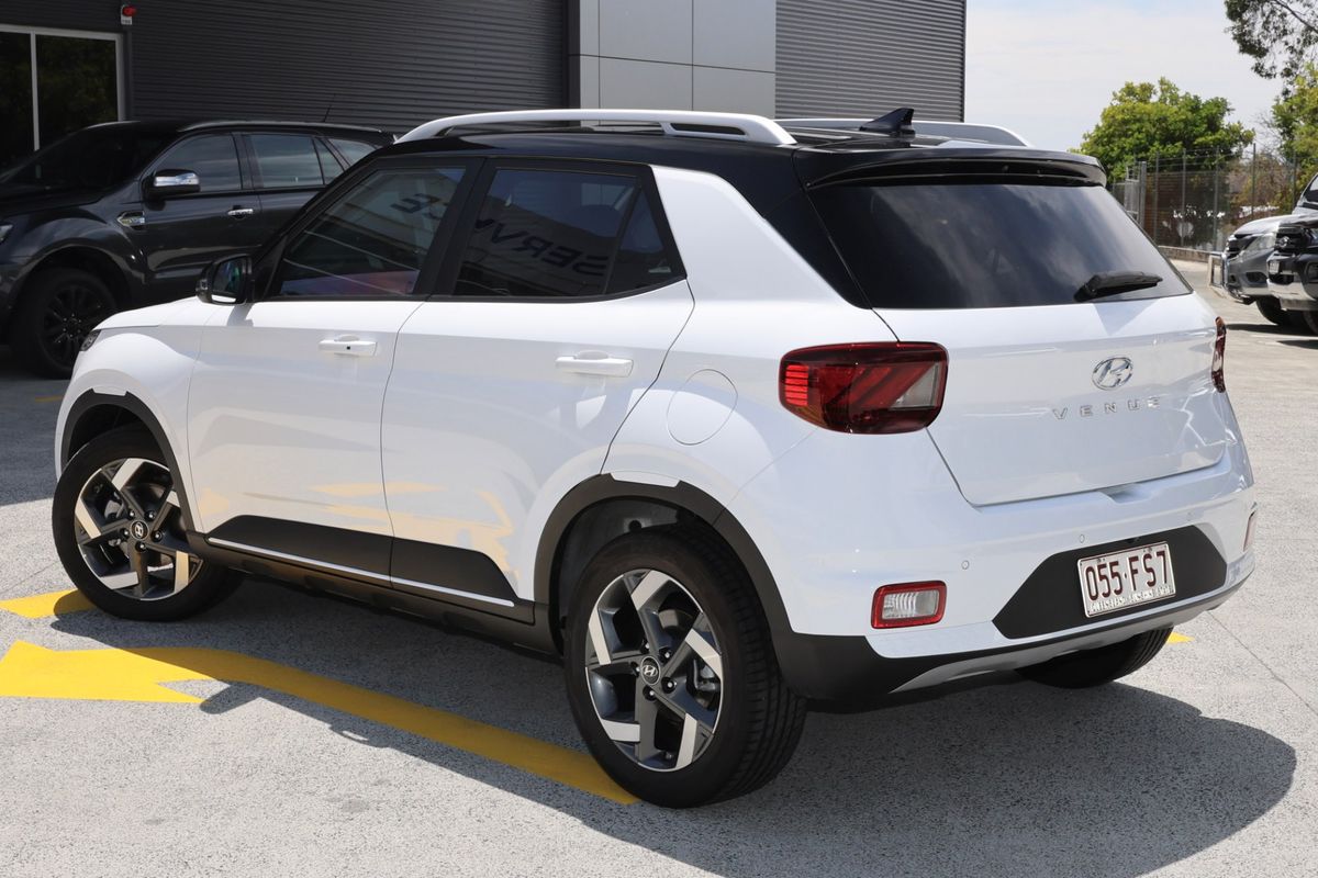 2022 Hyundai Venue Elite QX.V5