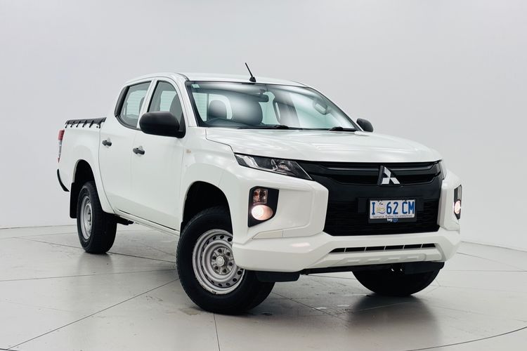 2019 Mitsubishi Triton GLX MR 4X4