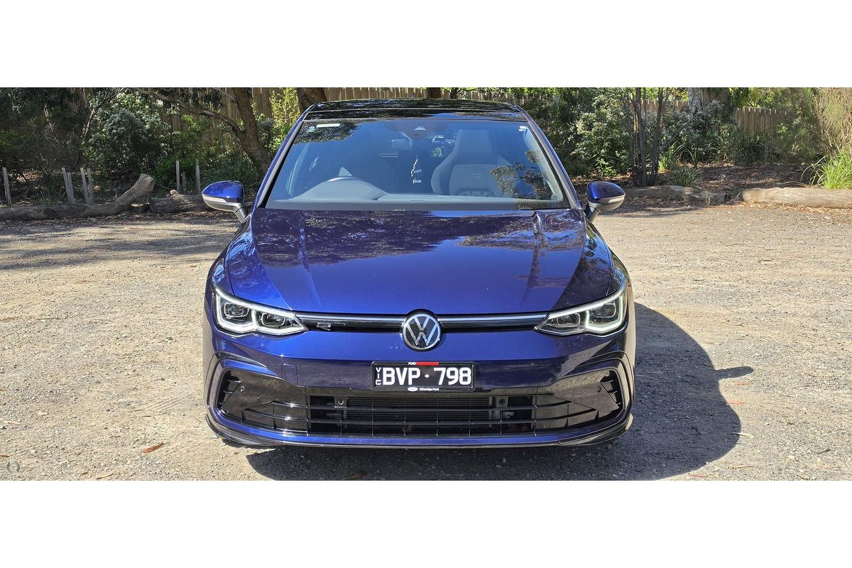 2022 Volkswagen Golf 110TSI R-Line 8